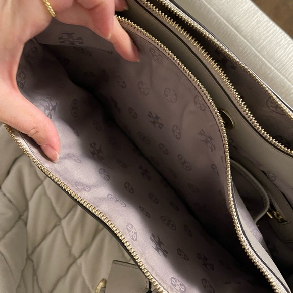Tory Burch laptop / work / school bag - Picture 7 of 10